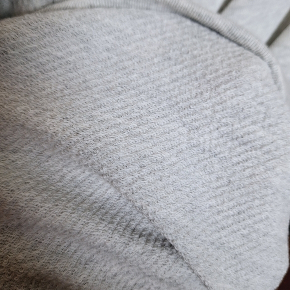 LOFT Gray Embroidered Eyelet Ruffle Crew Neck Long Sleeve Sweatshirt Medium - Picture 6 of 10